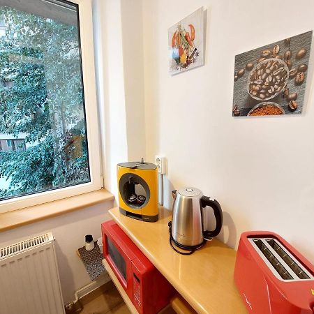 Laroka House Cosy Studio Universitate Bukares Bagian luar foto
