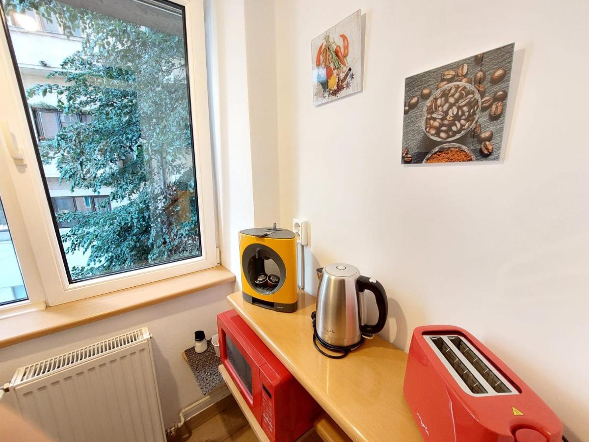 Laroka House Cosy Studio Universitate Bukares Bagian luar foto
